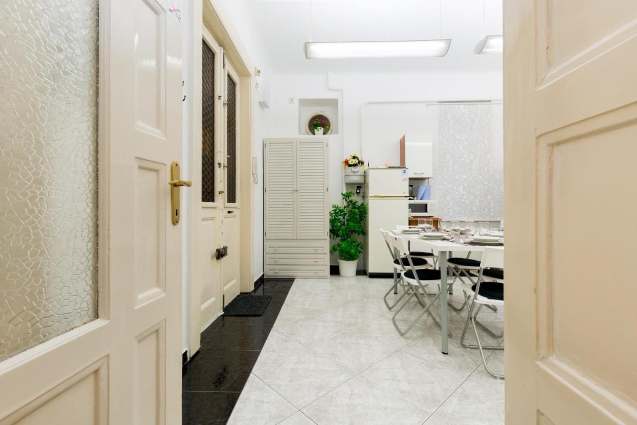 K17 Kinizsi Apartment บูดาเปสต์ ภายนอก รูปภาพ